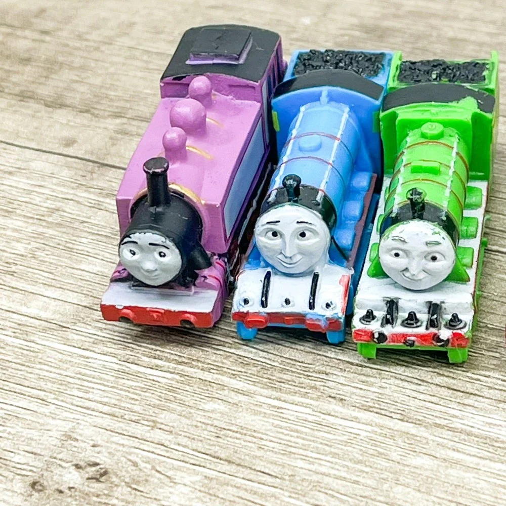Thomas & Friends Mini Train Engine Lot of 8 Thomas James Percy Gordon Mavis